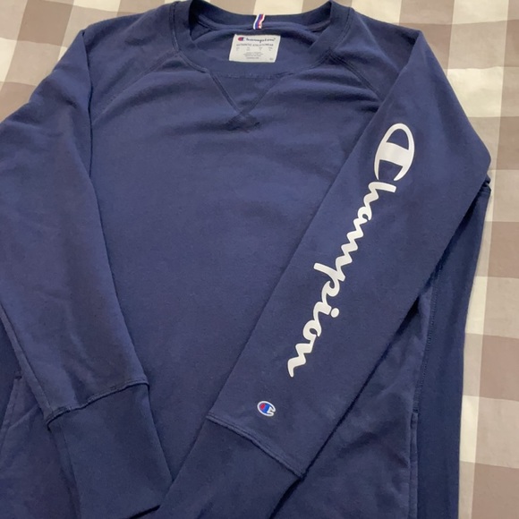 Champion Other - Champion - Long Sleeve Crewneck Sweatshirt